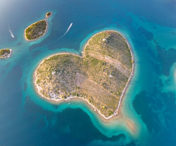 Galesnjak Island