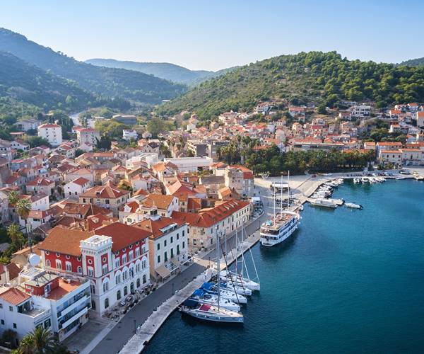 Sailing in Croatia in April