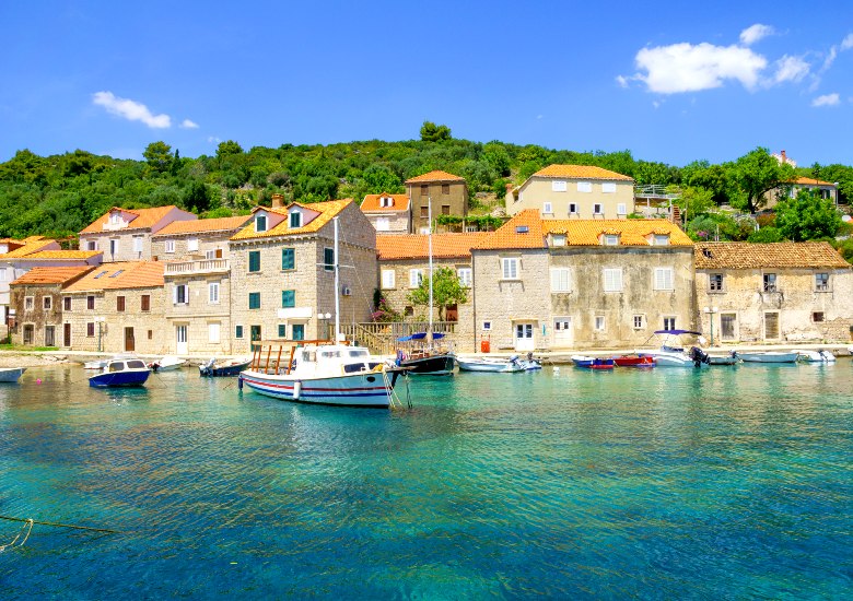 Town on Sipan with buildings on the waterfront